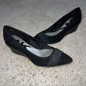 ANNE KLEIN SPORT heeled black shoes. Size: 9 1/2